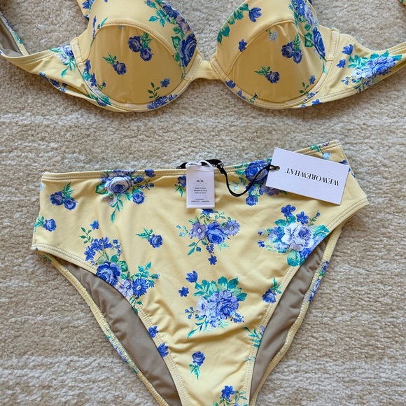 BRAND NEW WEWOREWHAT SWIMSUIT!!! Includes both top and bottom!!!! - Picture 5 of 8